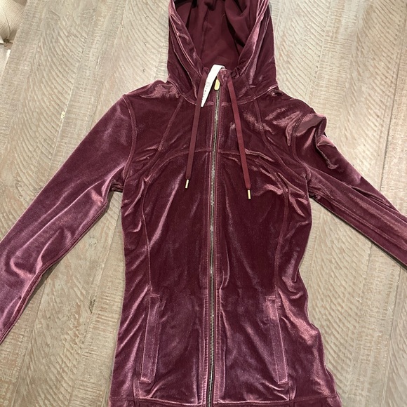 Lululemon Define Hooded Jacket *Velvet Garnet maroon/pink/purple - Picture 2 of 2